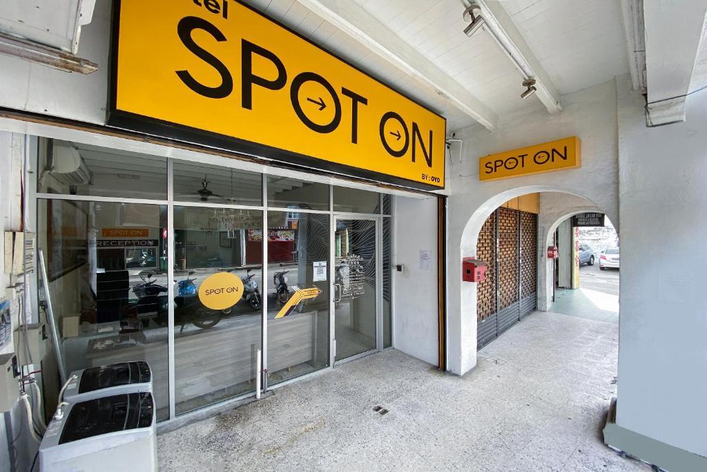 Spot On 89673 Good Friend Hotel Georgetown Exterior foto