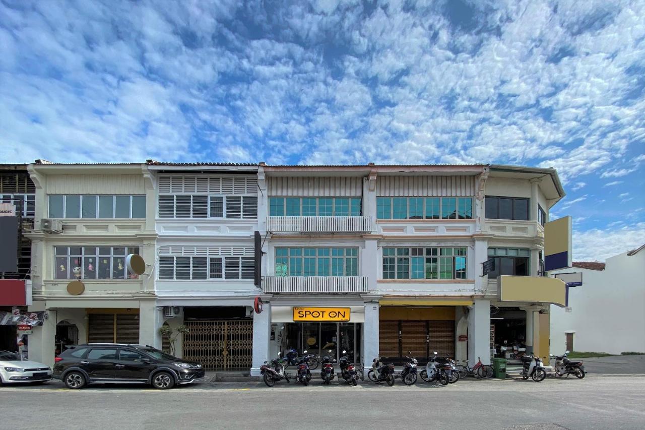 Spot On 89673 Good Friend Hotel Georgetown Exterior foto